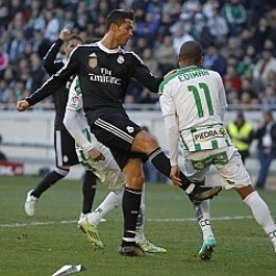 Roja directa a Cristiano Ronaldo por agresin a Edimar