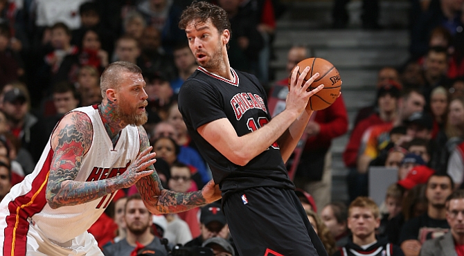 Patinazo de los Bulls ante los Heat con otro doble-doble de Pau