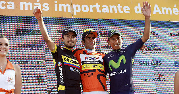 Dani Daz, entre Contreras y Quintana como vencedor en San Luis. /Pablo Cersosimo