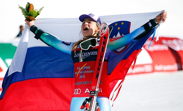 Tina Maze celebra su segundo oro. Foto: AFP