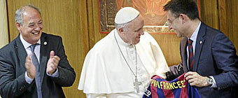 El Papa planta su semilla en el Bara