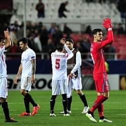 Los jugadores del Sevilla se ven con fuerzas para pasar