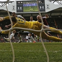 Harry Kane rescata un punto para el Tottenham