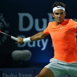 Federer comienza con victoria el torneo de Dubai