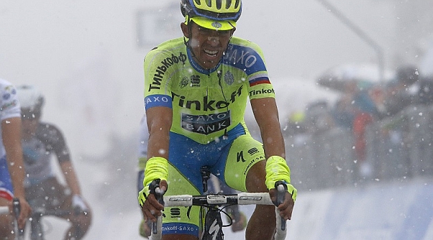 Alberto Contador entrando en la meta de Terminillo. FOTO: Prensa Tinkoff-Saxo