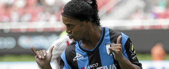 Ronaldinho siempre vuelve