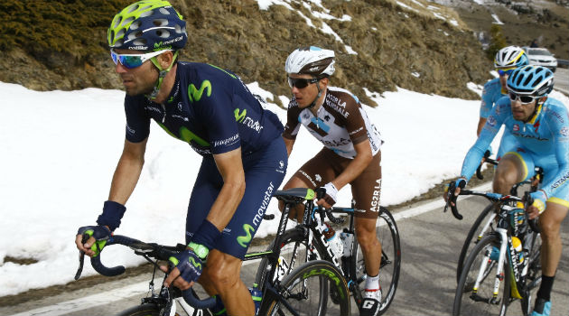 Alejandro Valverde durante la subida a La Molina. FOTO: Rafa Gmez / Ciclismo a fondo