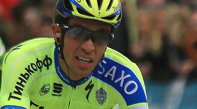 Alberto Contador entrando en meta en La Molina. FOTO: Prensa Tinkoff-Saxo
