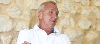 Cruyff : Este ftbol hace dao a los ojos