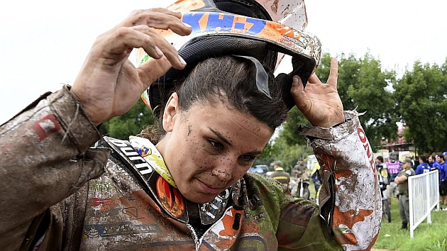 Laia Sanz, durante el Dakar 2015. Foto: AFP