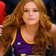 Los arrumacos de Bella Thorn en el 'Infierno de los Lakers'