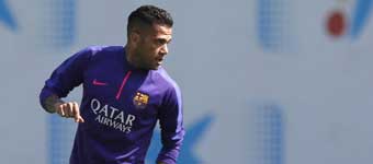 Alves: Si no estoy al nivel que desea el Barcelona contemplar otras opciones