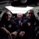 Los jugadores del Atleti conducen 'a ciegas' el Volkswagen Passat