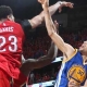 La NBA admite que hubo falta en el triplazo de Curry: Pudo ser triplazo y canastn ganador!