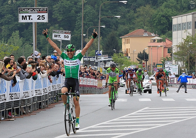 La alegra de Omar Fraile en el Giro dell'Appeninno.