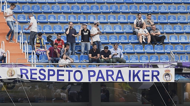 'Respeto a Iker', el lema de la pancarta a favor del capitn