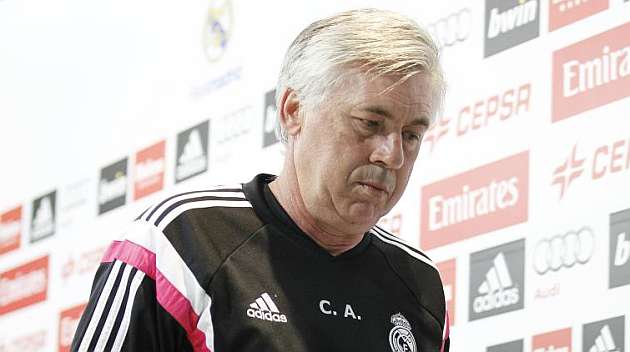 Ancelotti being shown the way out