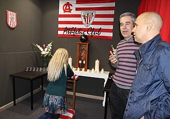 Un 'santuario' para 'rezar' por el triunfo del Athletic en la final de Copa