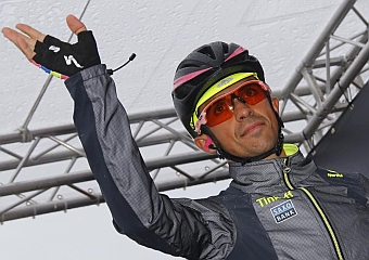 Contador pierde la maglia rosa