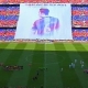 Espectacular mosaico del Camp Nou dedicado a Xavi Hernández