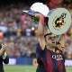 Xavi levantó el trofeo de la Liga y el Camp Nou fue una fiesta
