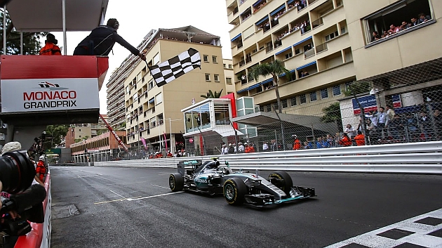 Rosberg: Hamilton se mereca la victoria