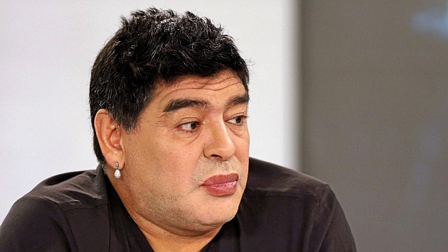 Maradona vuelve a cargar contra la FIFA
