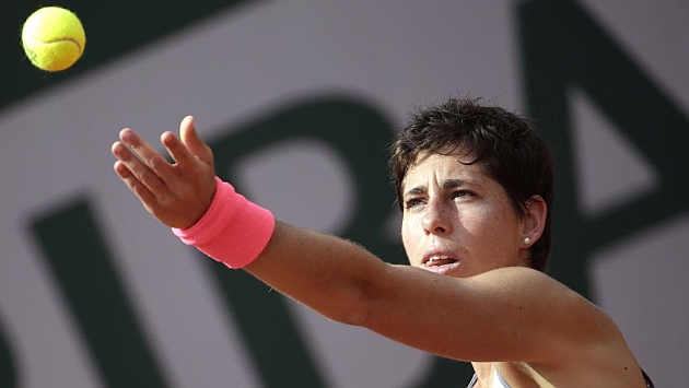 Carla Surez, durante el duelo de primera ronda en Roland Garros. Foto: AFP