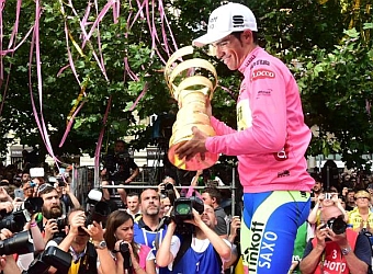 Contador: Ha sido un Giro emotivo