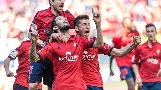 Vujadinovic celebra su gol al Recreativo el pasado domingo / Daniel Fernndez (Marca)