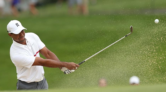 Tiger Woods firma la peor tarjeta de su carrera con 85 golpes