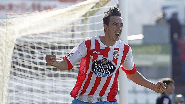 Caballero celebra un gol con el Lugo durante un partido de la presente temporada / Pedro Agrelo (Marca)