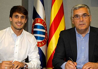 Roberto Correa firma contrato profesional con el Espanyol