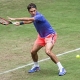Federer, con paso firme en Halle