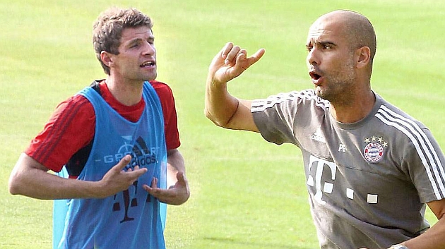 Müller y Guardiola durante el entrenamiento