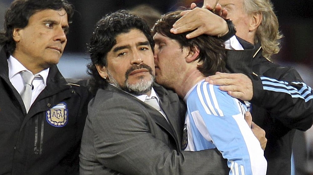 Maradona quiere que no se mime a Messi y se le trate 