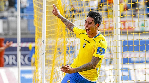 Araujo (23) celebra un gol con Las Palmas