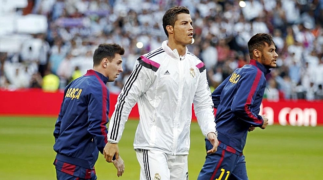 Messi, Cristiano y Neymar, antes de comenzar un partido