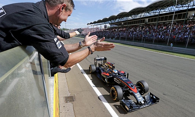 Alonso (34), entrando en meta quinto en el pasado Gran Premio de Hungra disputado en Budapest.