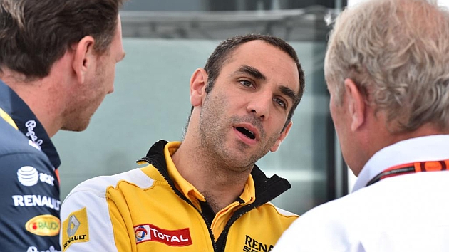 Abiteboul (Renault), junto a Marko y Horner, de Red Bull. /Foto: RV Racing Press