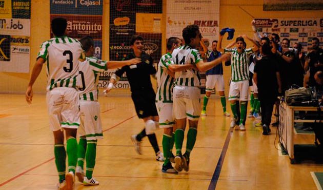 Los jugadores del Real Betis FSN celebrando un gol / FOTO: REAL BETIS FSN