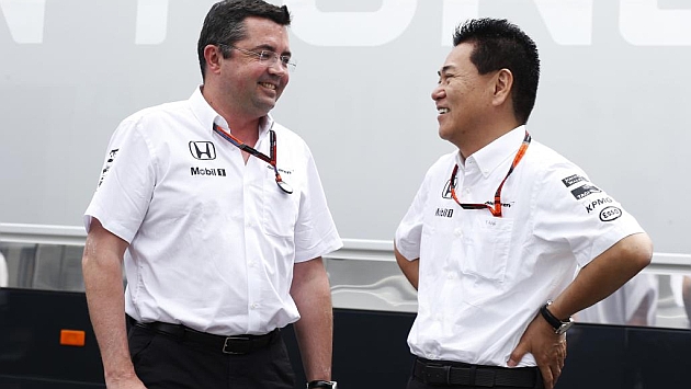 Boullier (McLaren) y Arai (Honda), durante el pasado Gran Premio de Hungría /Foto: RV Racing Press