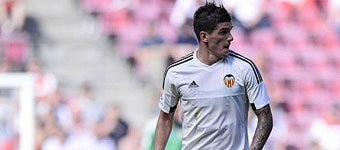 Los errores defensivos castigan al Valencia