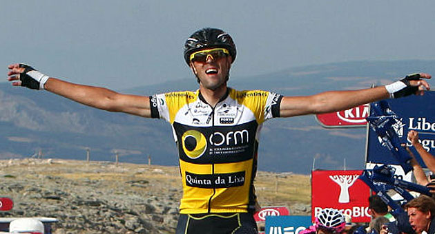Veloso celebra una etapa de la Vuelta a Portugal