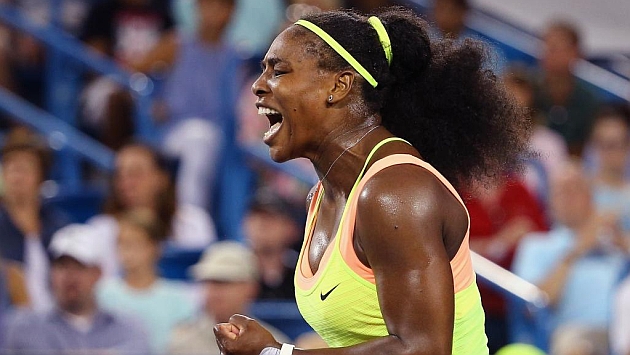 Serena celebra la victoria en Cincinnati.