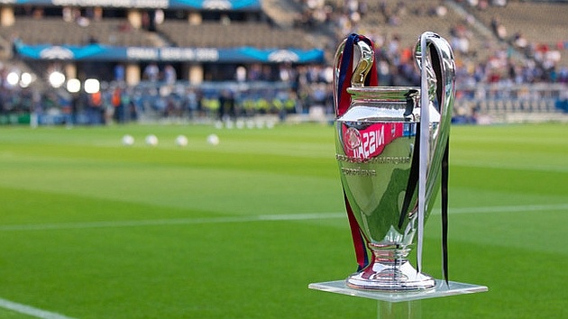 Reconocimiento especial de la UEFA al Bara por su quinta Champions