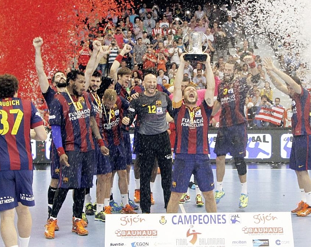 Los jugadores del Barcelona celebran la pasada Copa del Rey