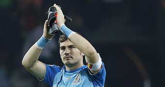 Iker Casillas, el seor del brazalete