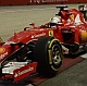 Vettel mete el dedo en el ojo a Mercedes