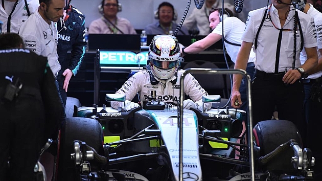 Hamilton abre una puerta a Rosberg